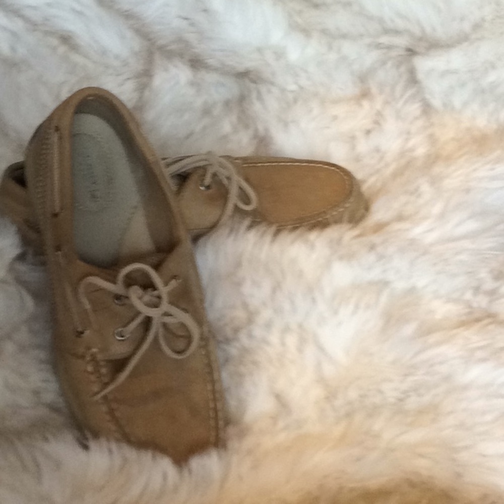 Shoes - Picture 3 of 3